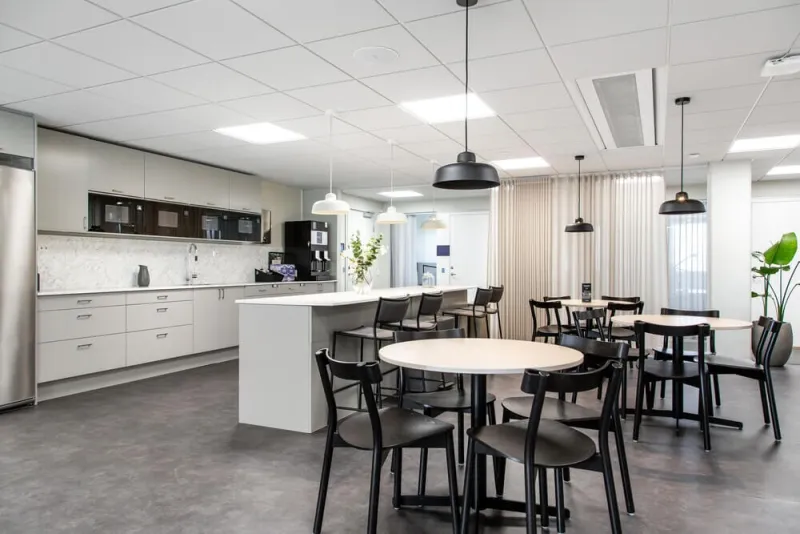 FirstOffice Kanalvägen 17 Fikarum